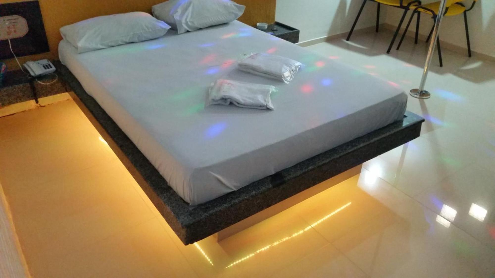 Henry'S Motel Arcoverde Bagian luar foto